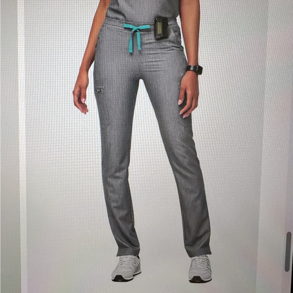 Figs Yola Skinny Scrub Pants- Graphite- size Small PETITE